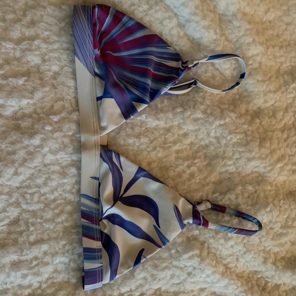 Vaya Island Bikini top